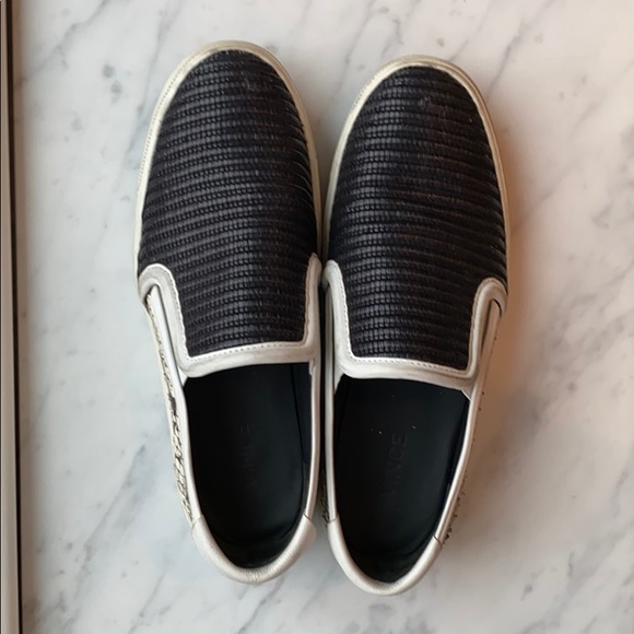 Vince snakeskin sneakers size 7.5 - Picture 2 of 6